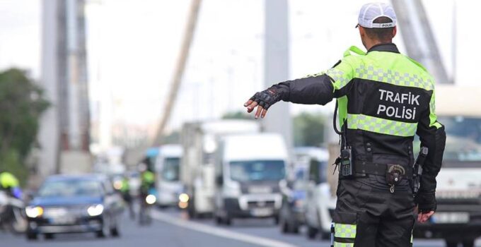 Trafikte yeni dönem: Cezalar katlandı, ağır yaptırımlar geliyor